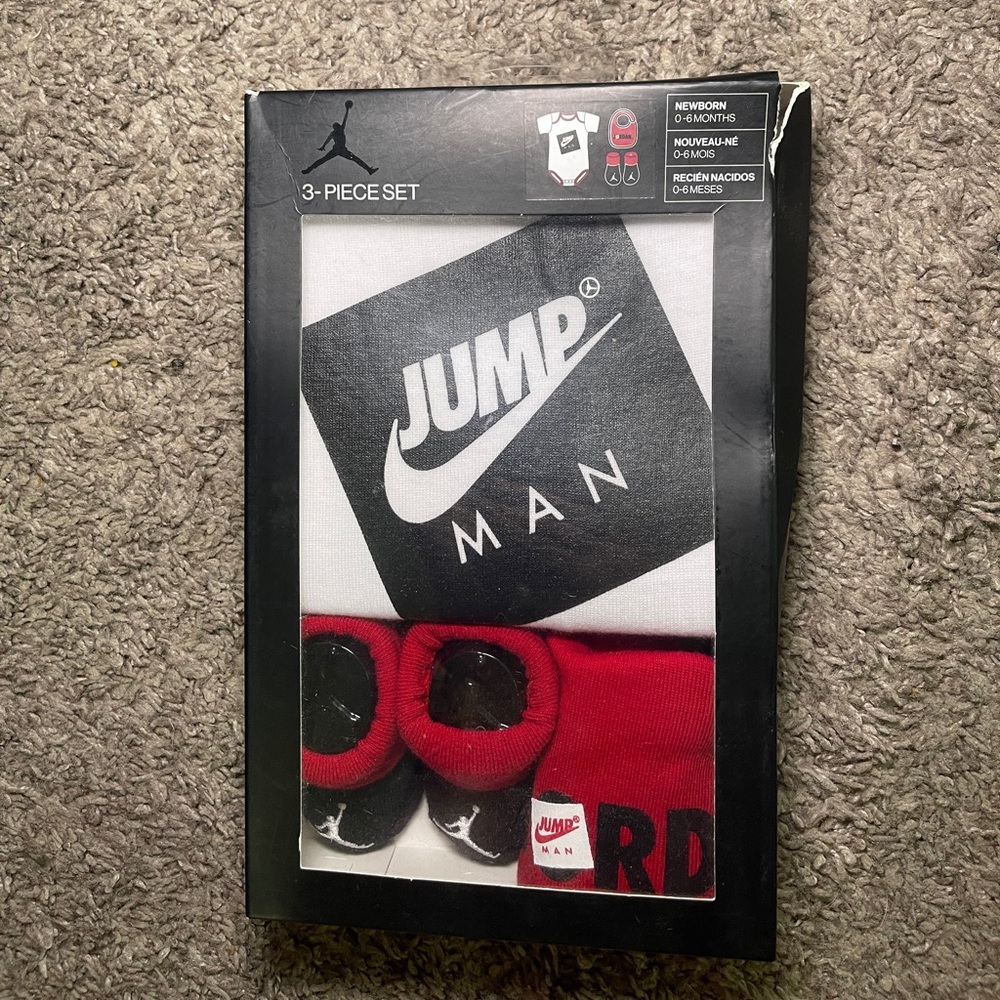 Jordan Jumpman Red and White 3-Piece Athletic Socks Set